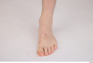 Bryton foot nude 0005.jpg